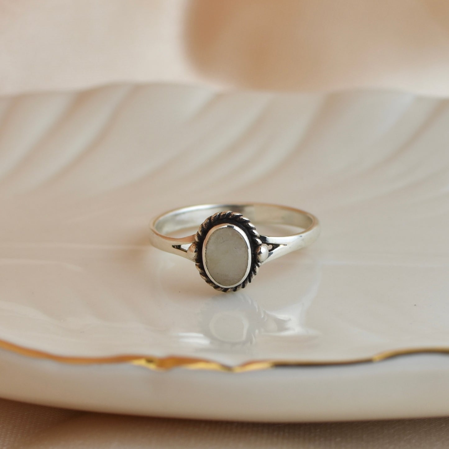 Sterling Silver Moonstone Ring