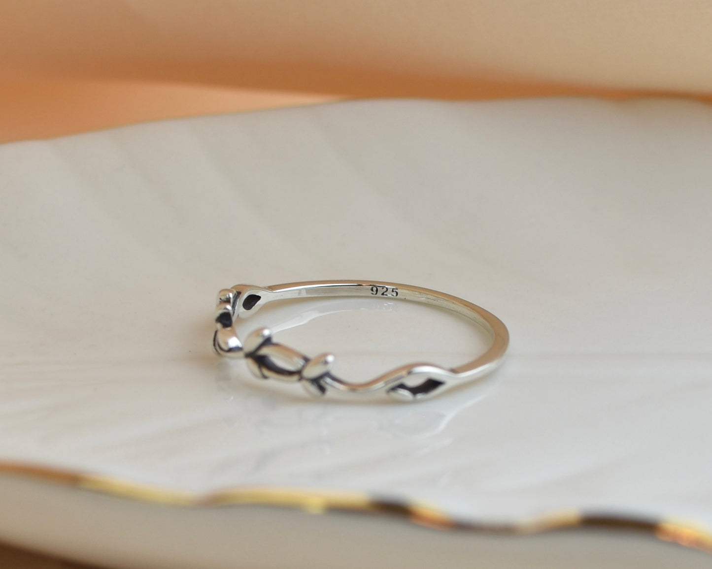 Petite Sterling Silver Leaves Ring